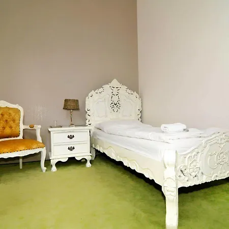 Old Hotel