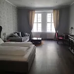 Old Hotel 2*