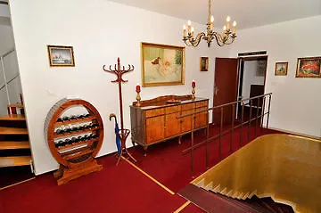 Old Отель 2*